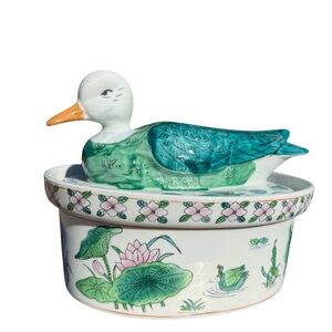 Vintage! 1970’s Hand Painted Porcelain Asian Duck Tureen Lidded Casserole Dish